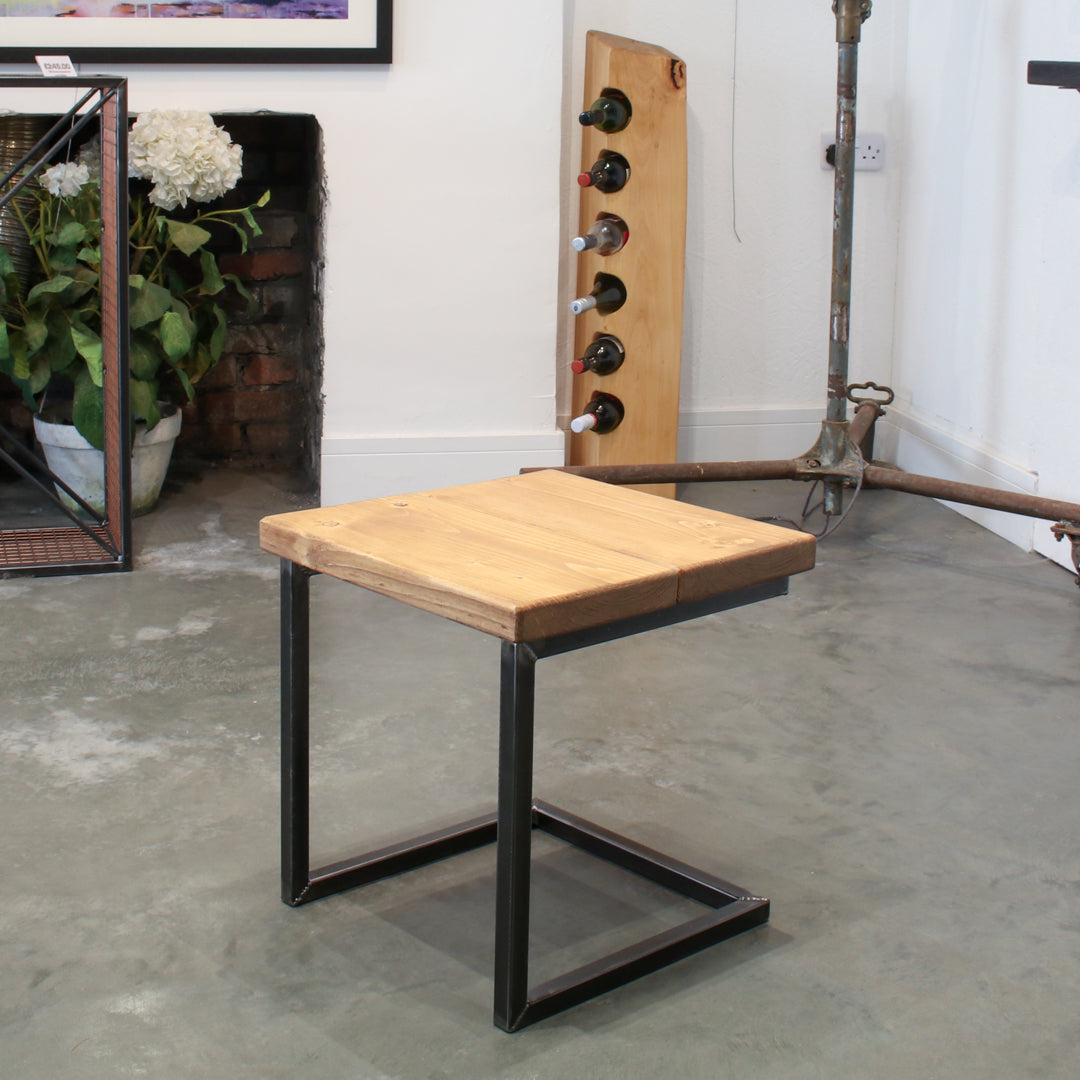 Farmouse-Cantilever-Stool-Extra-Chunky-2