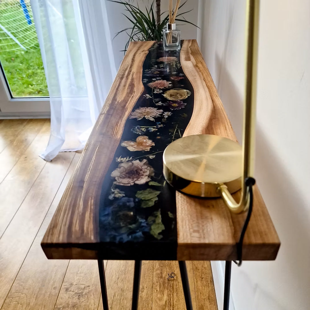 Dyffryn Console Table