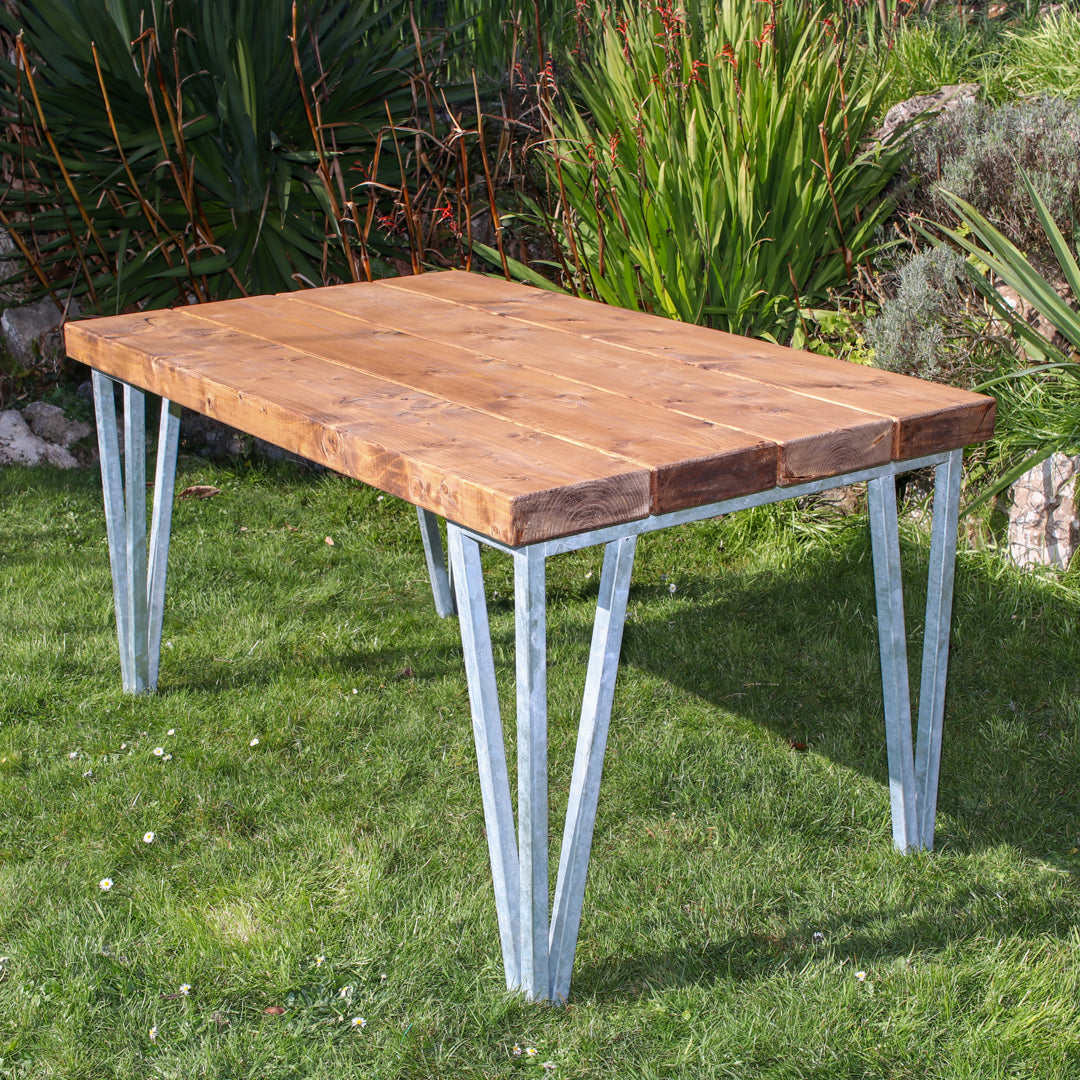 Extremely Chunky Garden Table - Chunkiest Hairpin