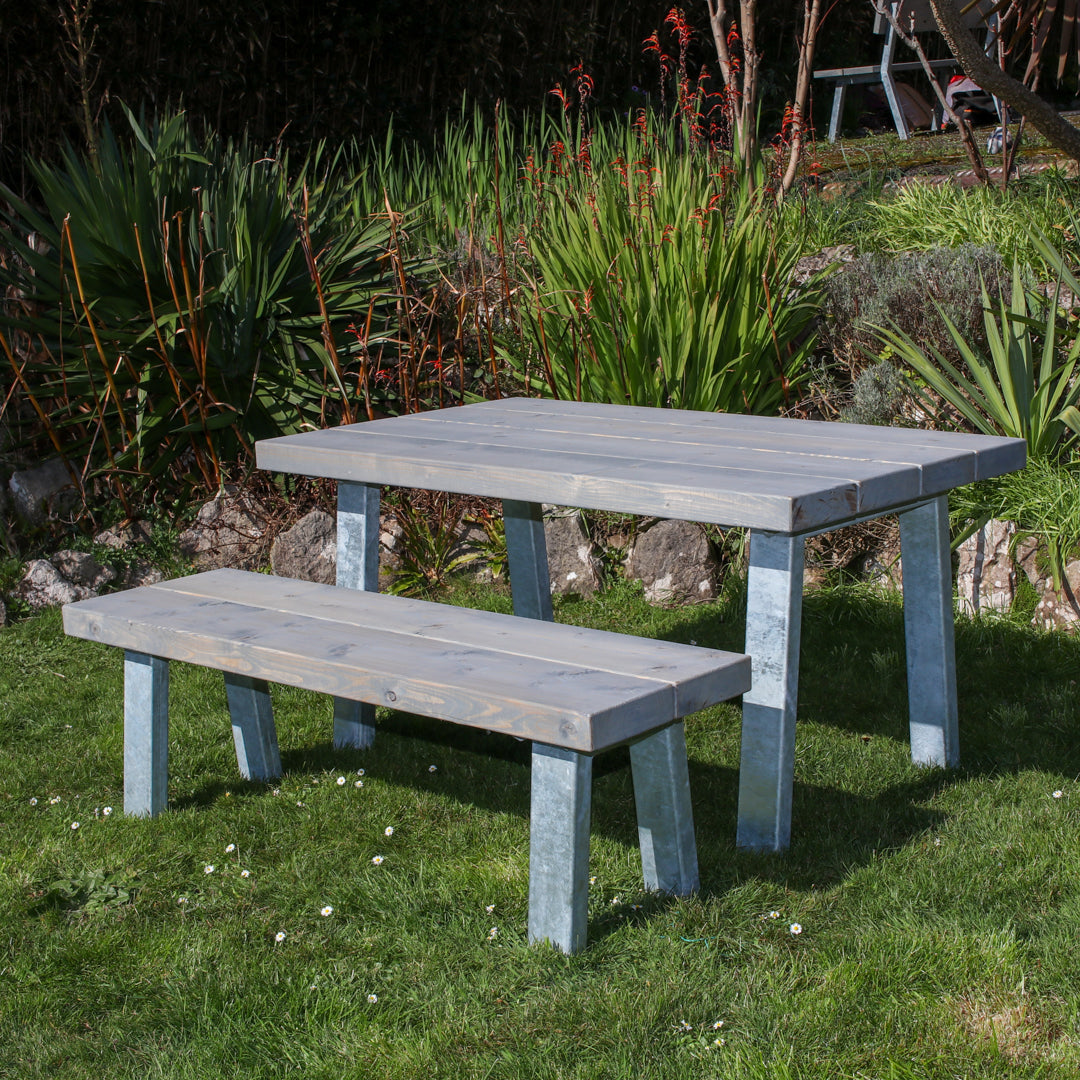 Extremely Chunky Garden Table - Chunk Five